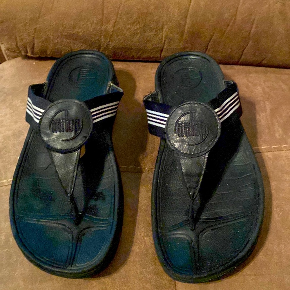FITFLOP Black Flipflops Size 8